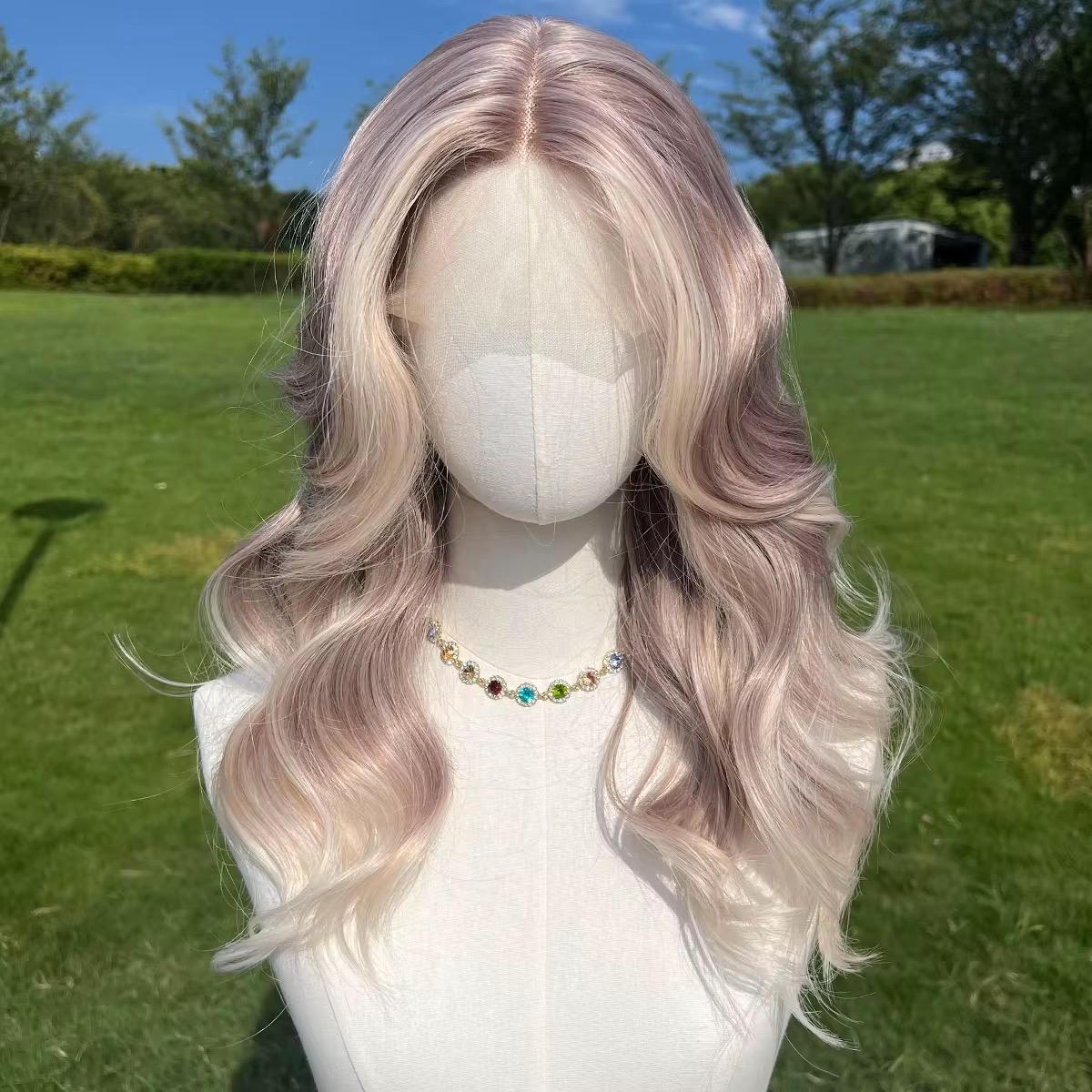 Perruque Lace Front Blonde Pourpre Pastel : Cheveux Synthétiques Ondulés Résistants À La Chaleur 26"